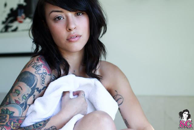 Nude bully suicide 15 Famous
